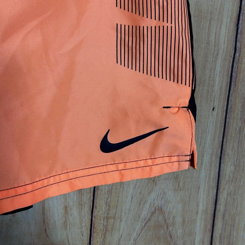 Nike Swim Trunks Mens Large Orange Navy Blue Graphic Board Shorts Sporty‎ Summer
